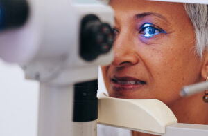 How Is Uveitis Diagnosed? Tests & Eye Exam Process Explained